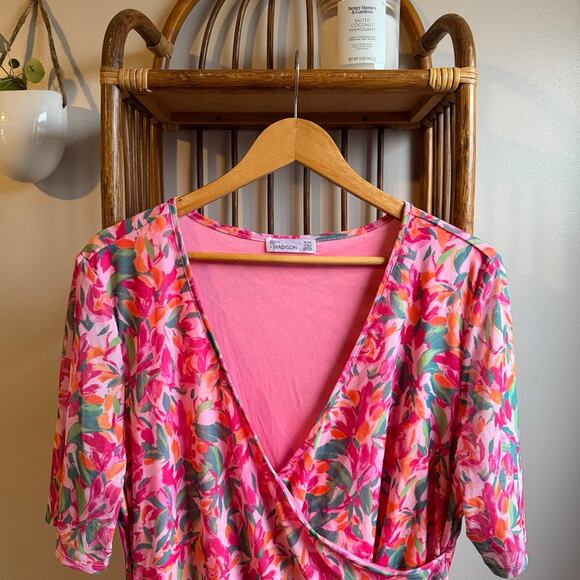 89th & Madison V-NECK FLORAL PRINT MIDI DRESS - Picture 3 of 5